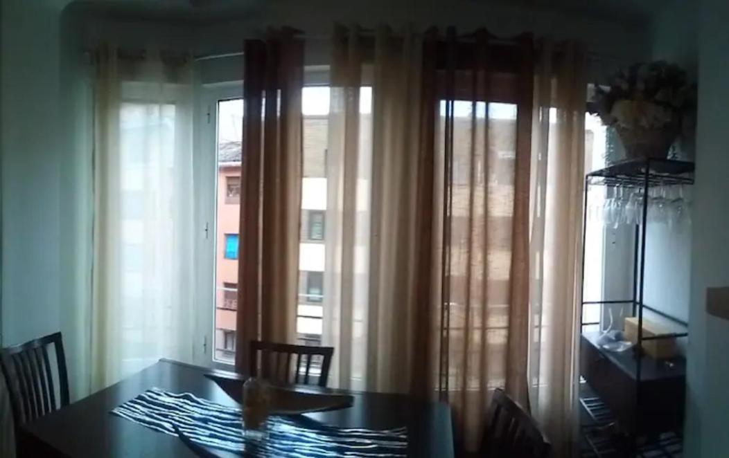 Las Golondrinas Zaragoza Habitacion Individual 외부 사진